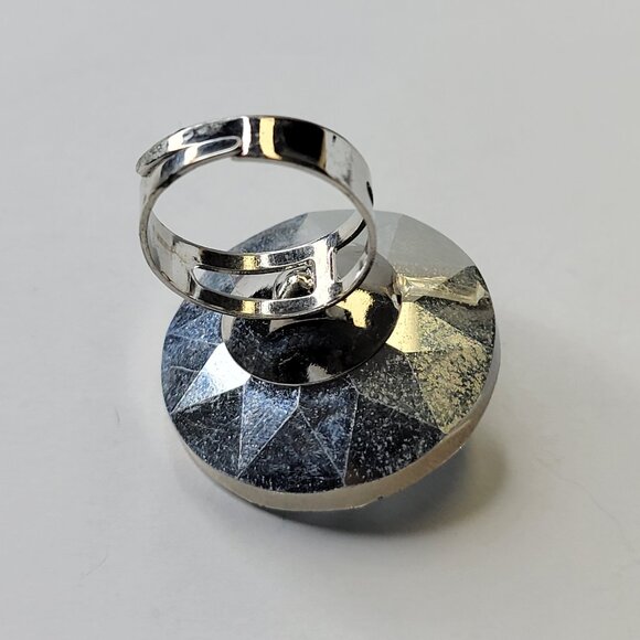 Huge Crystal Fashion Stretch Ring, Large Statement Crystal Ring,Cocktail Ring - Picture 5 of 9
